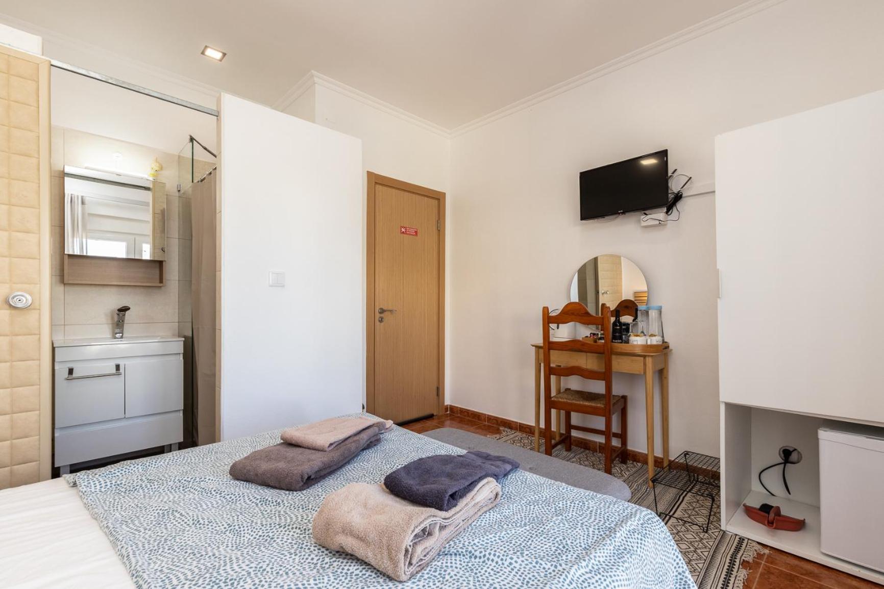 Porta Nova Guesthouse By R-Tex Tavira Camera foto